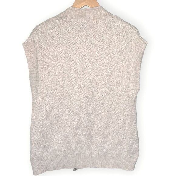 Pink Rose Knit Button Front Short Sleeve Oatmeal V-Neck Sweater. Pockets. Small. - Picture 3 of 9